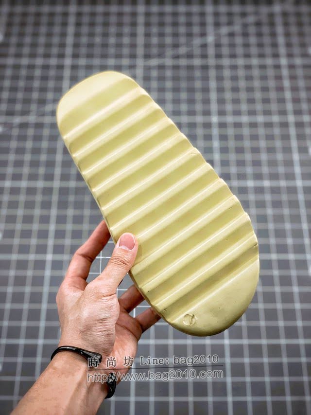 Adidas男女椰子鞋 阿迪達斯Resin椰子拖鞋 Adidas Kanye West x Yeezy Slide  xhn1608